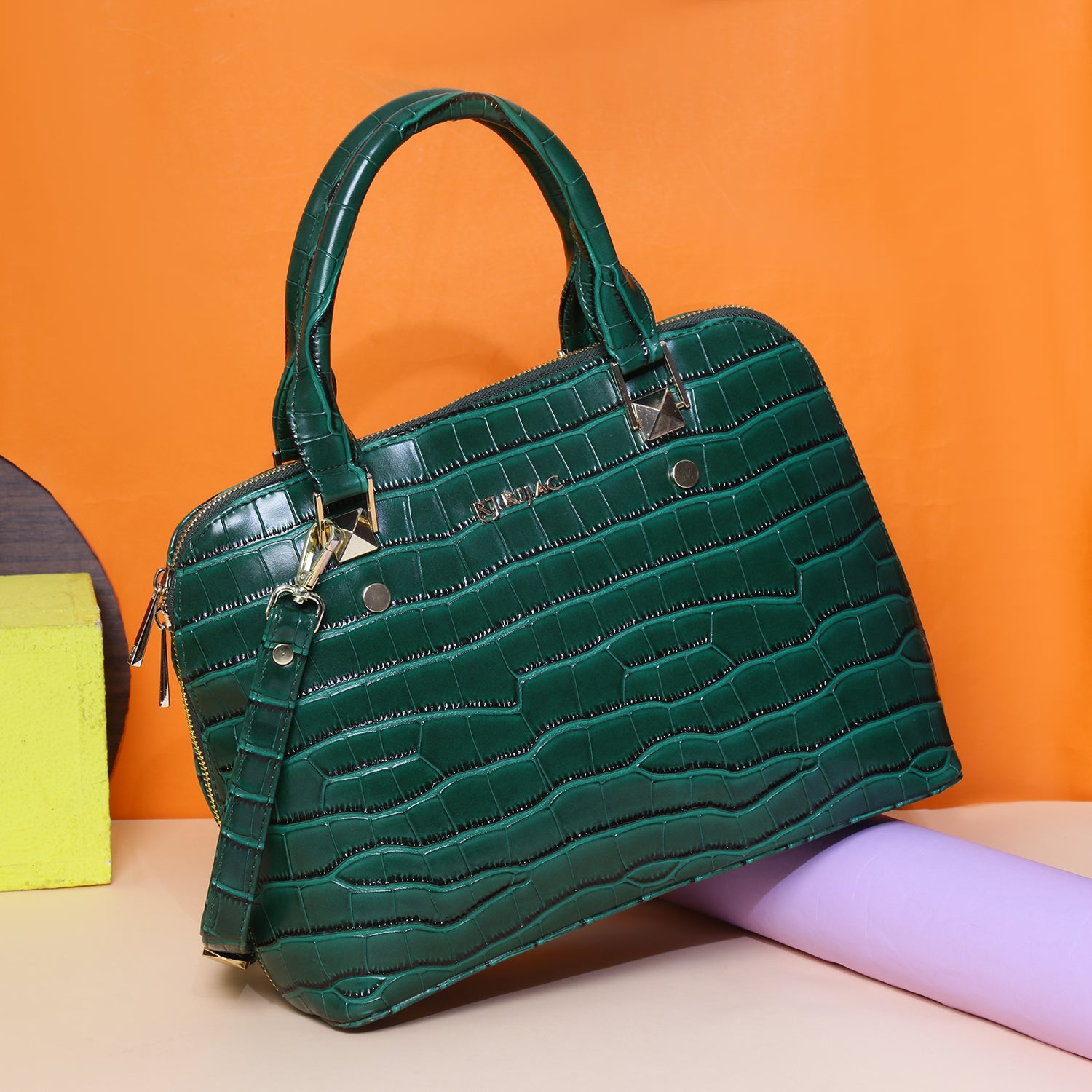 Explore Rijac Emerald Crescent Handbag – RIJAC
