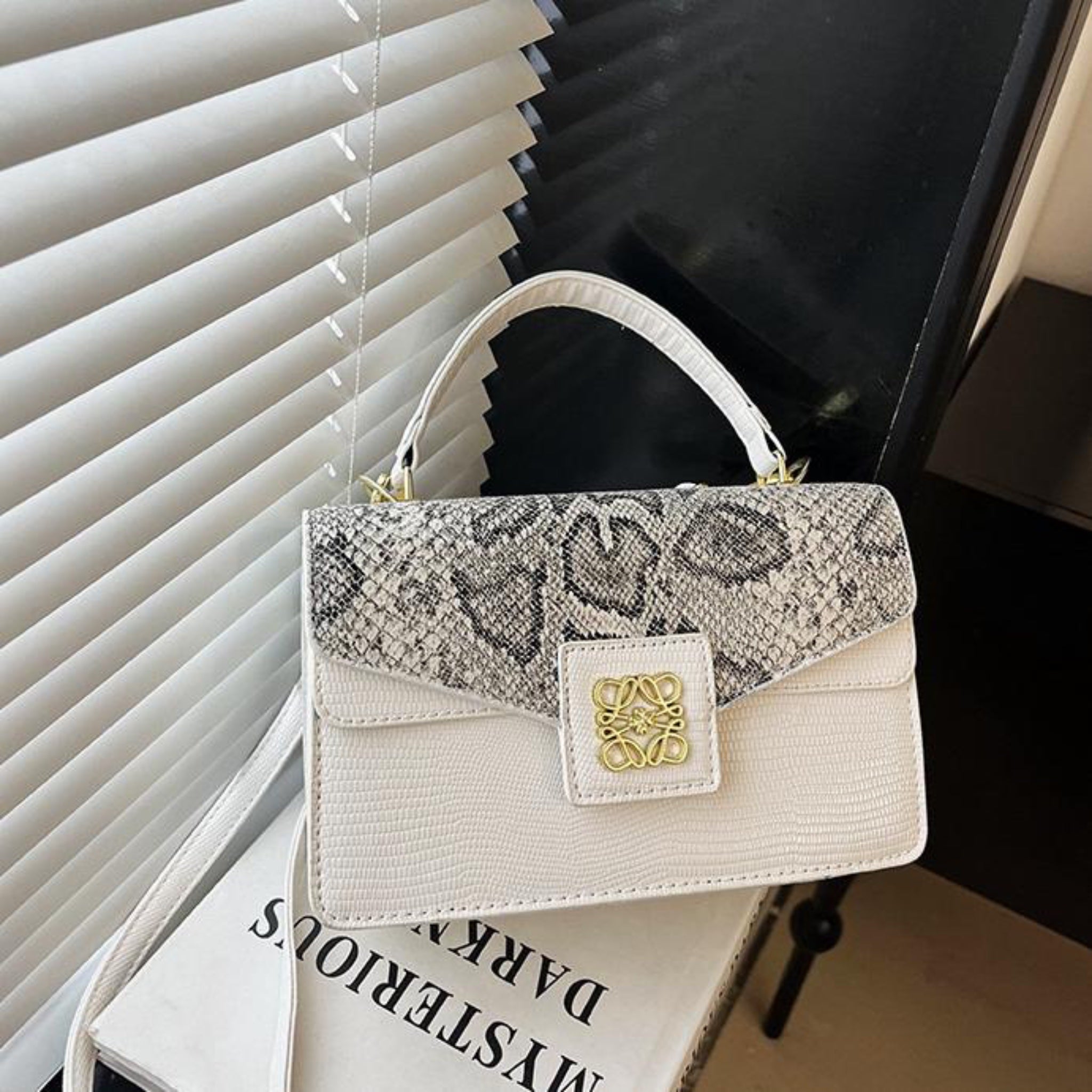 White Sava Sling Bag